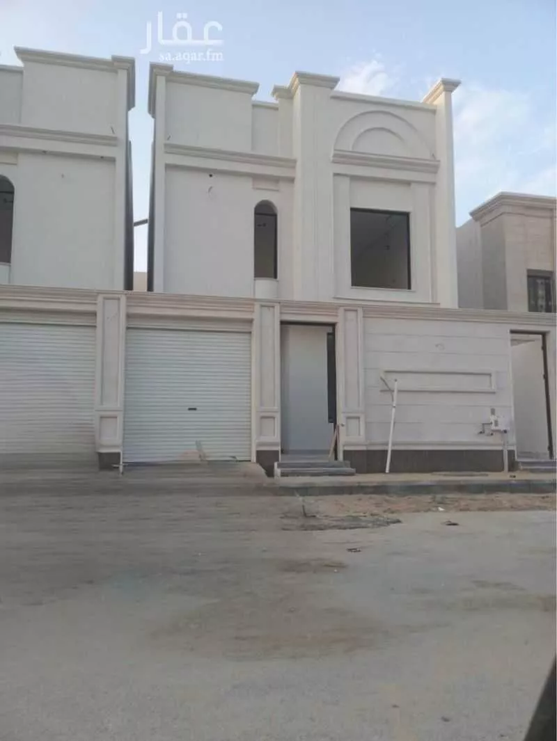 فيلا للبيع في شارع 221 ضاحية الملك فهد, حي ضاحية الملك فهد, مدينة الدمام, المنطقة الشرقية 1 صورة