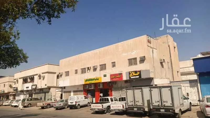 عمارة للبيع في شارع عبدالله بن عمر, حي النسيم الغربي, مدينة الرياض, منطقة الرياض 1 صورة