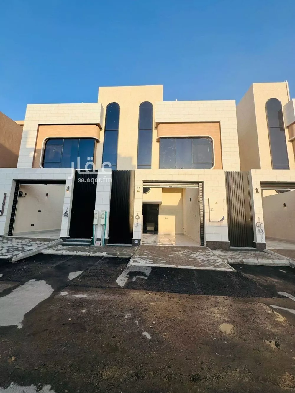 فيلا للبيع في شارع عبدالله حدادي, حي العارض, مدينة الرياض, منطقة الرياض 1 صورة