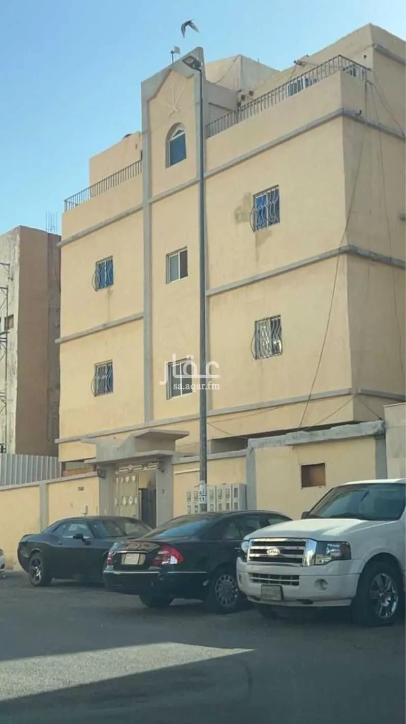 عمارة للبيع في شارع حصين ابن جندب ابن عمرو, حي الدرع, مدينة المدينة المنورة, منطقة المدينة المنورة 1 صورة