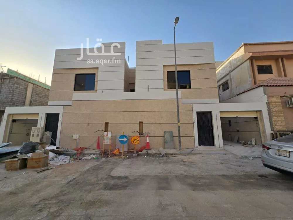 دور للبيع في شارع أراك, حي سلطانة, مدينة الرياض, منطقة الرياض 1 صورة