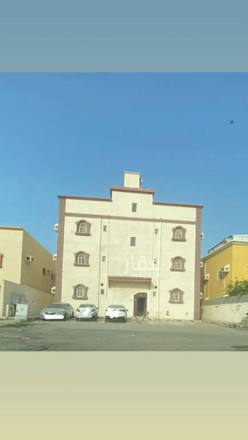 فيلا للبيع في شارع 381- أسد الكناني, حي الزهور, مدينة ابو عريش - ابو عريش, منطقة جازان 1 صورة