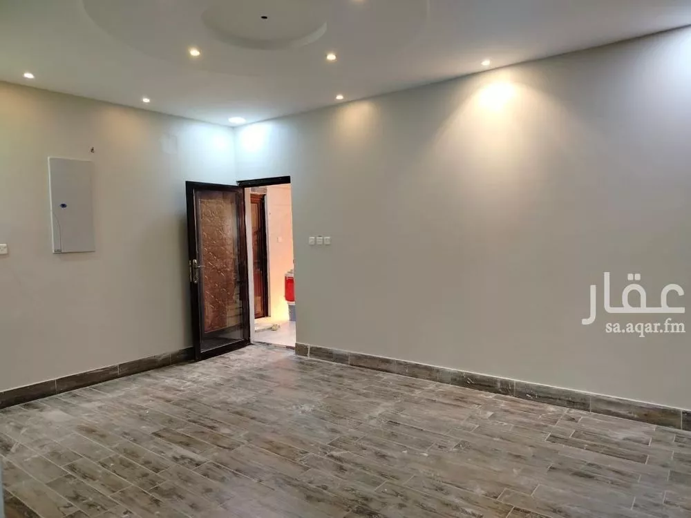 شقة للبيع في شارع اوس ابن قتادة, حي ضاحية الملك فهد, مدينة الدمام, المنطقة الشرقية 1 صورة