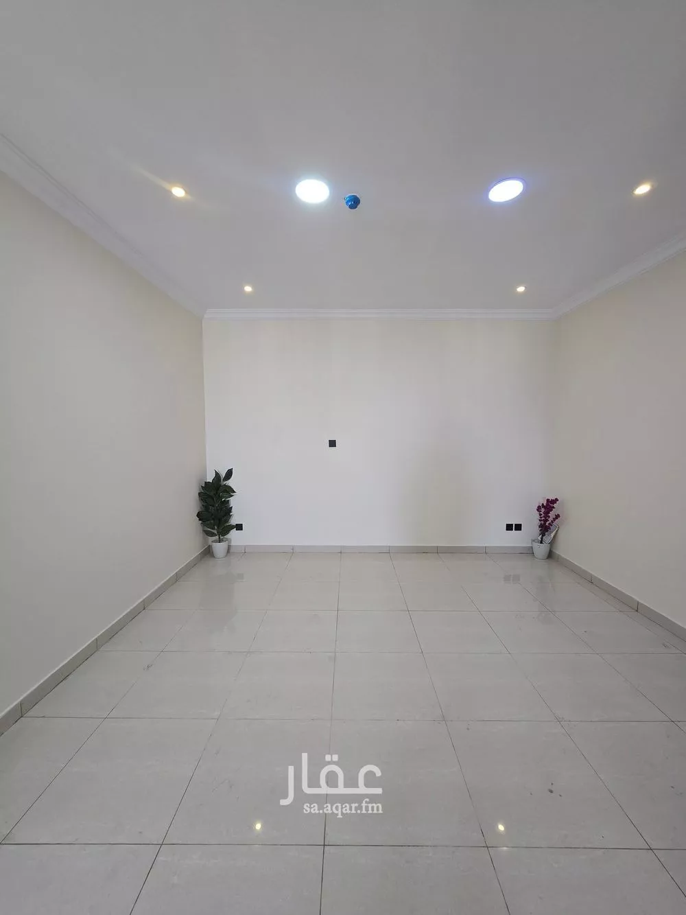 شقة للبيع في شارع القرية العليا, حي الحمراء, مدينة الخبر, المنطقة الشرقية 1 صورة