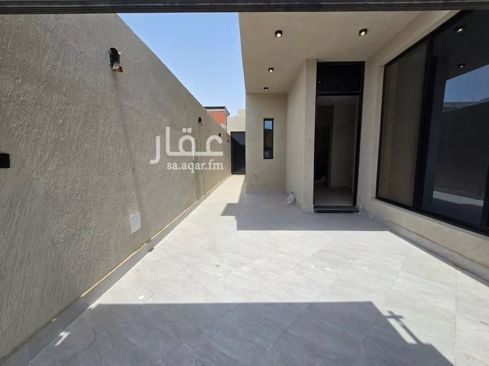 فيلا للبيع في شارع السفانيه, حي اللؤلؤ, مدينة الخبر, المنطقة الشرقية 1 صورة