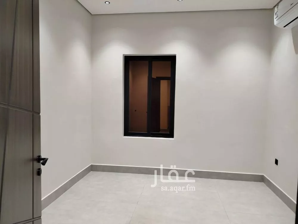 شقة للبيع في شارع النعيرية, حي الحمراء, مدينة الخبر, المنطقة الشرقية 1 صورة