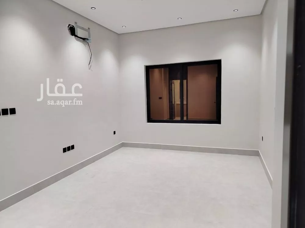 شقة للبيع في شارع القرية العليا, حي الحمراء, مدينة الخبر, المنطقة الشرقية 1 صورة