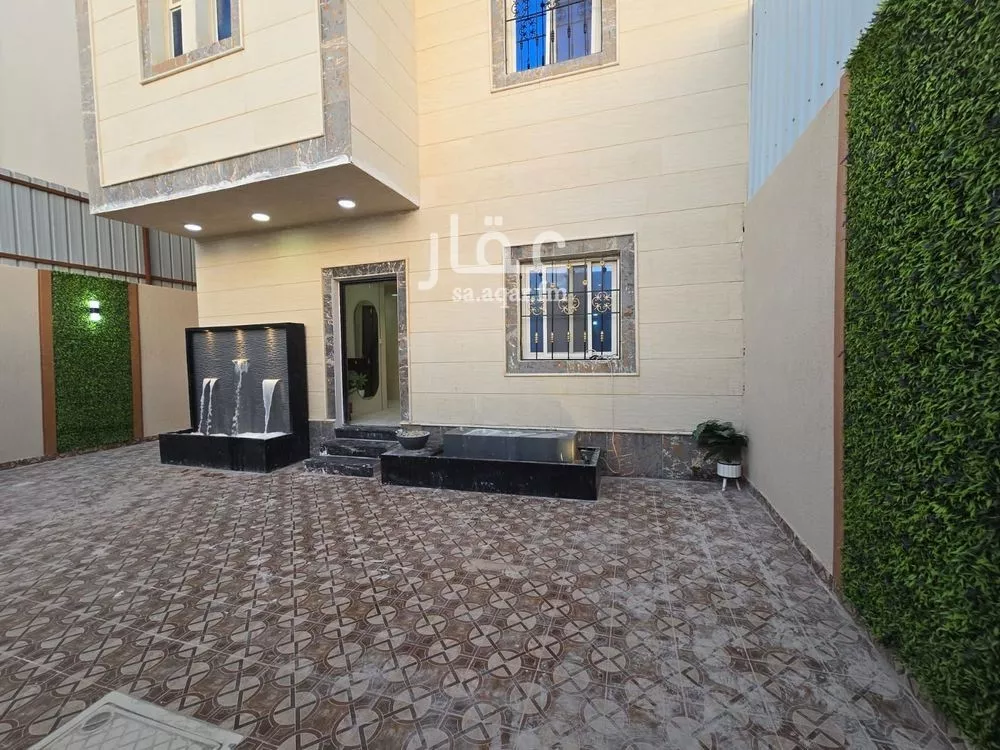 فيلا للبيع في حي ضاحية الملك فهد, مدينة الدمام, المنطقة الشرقية 1 صورة