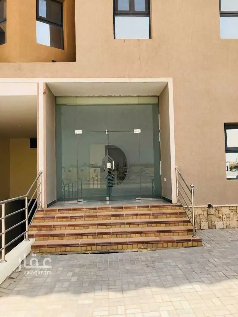 مكتب تجاري للإيجار في شارع محمد علي مغربي, حي القيروان, مدينة الرياض, منطقة الرياض 1 صورة