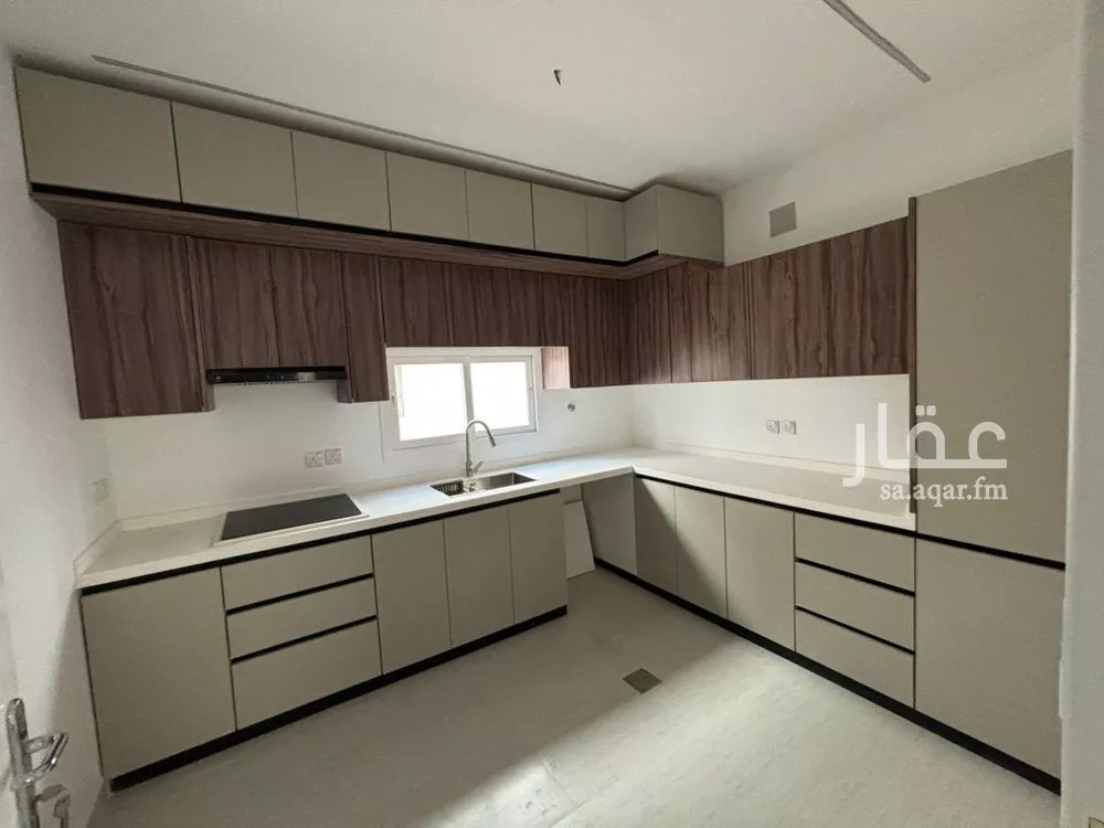 شقة للإيجار في شارع رقم 298, حي الياسمين, مدينة الرياض, منطقة الرياض 1 صورة