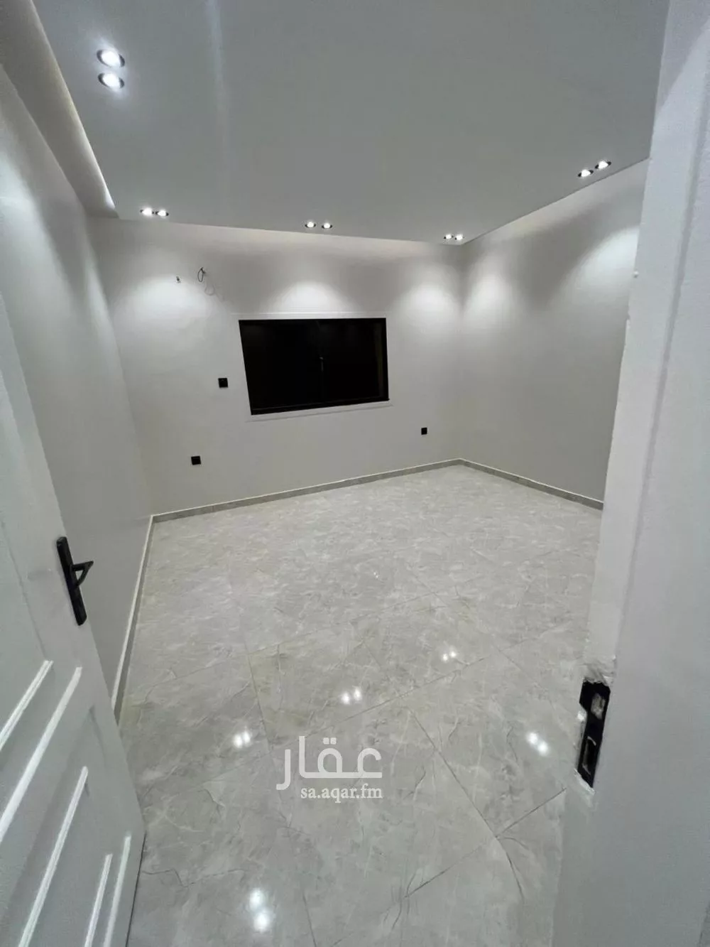 شقة للإيجار في شارع المقاماتي, حي الحمراء, مدينة الرياض, منطقة الرياض 1 صورة