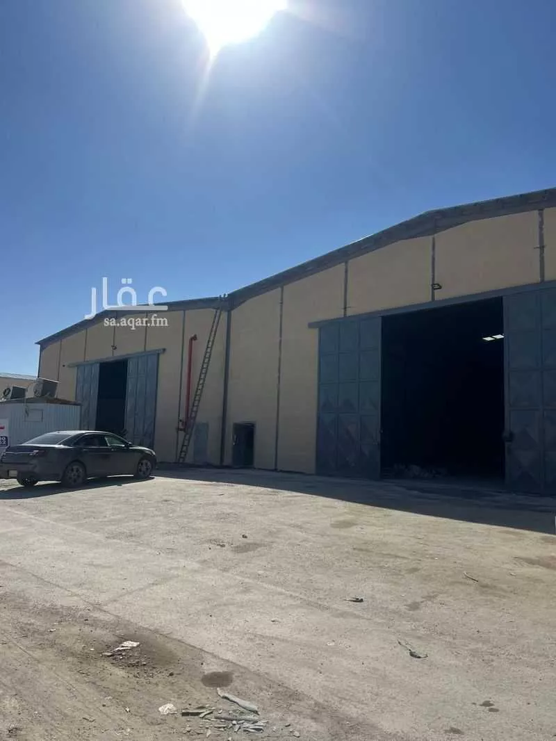 مستودع للإيجار في شارع سعد بن عبيد الاوسي, حي الدار البيضاء, مدينة الرياض, منطقة الرياض 1 صورة