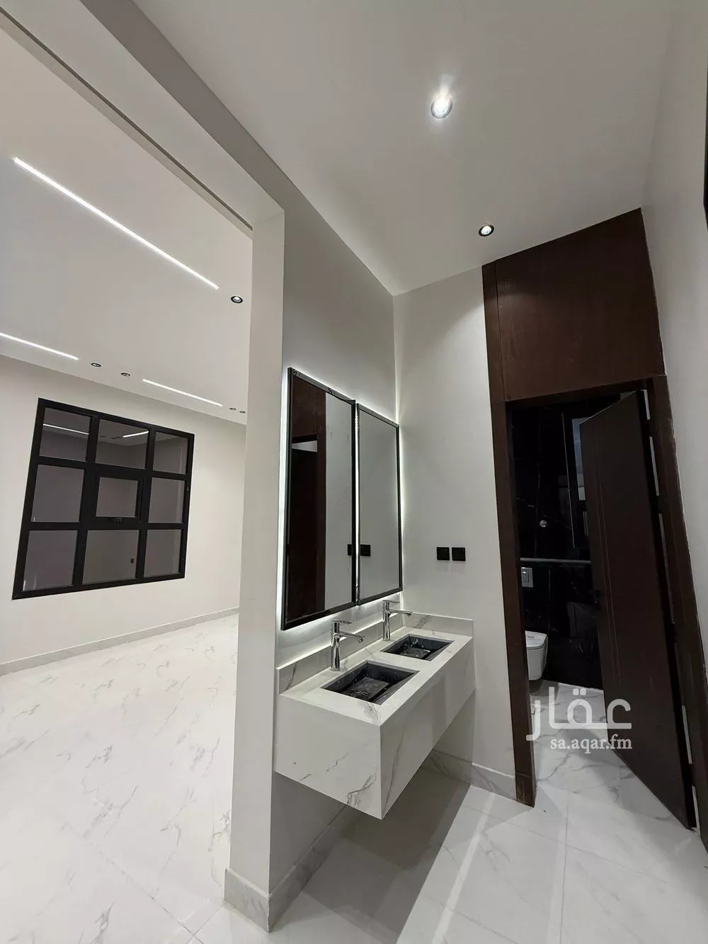 دور للبيع في شارع الجنادرية, حي الجنادرية, مدينة الرياض, منطقة الرياض 1 صورة