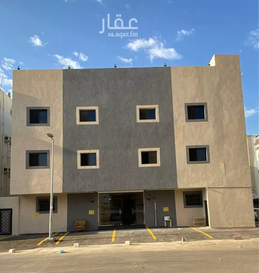 عمارة للبيع في شارع الناشئ الأكبر, حي الصفاء, مدينة جدة, منطقة مكة المكرمة 1 صورة