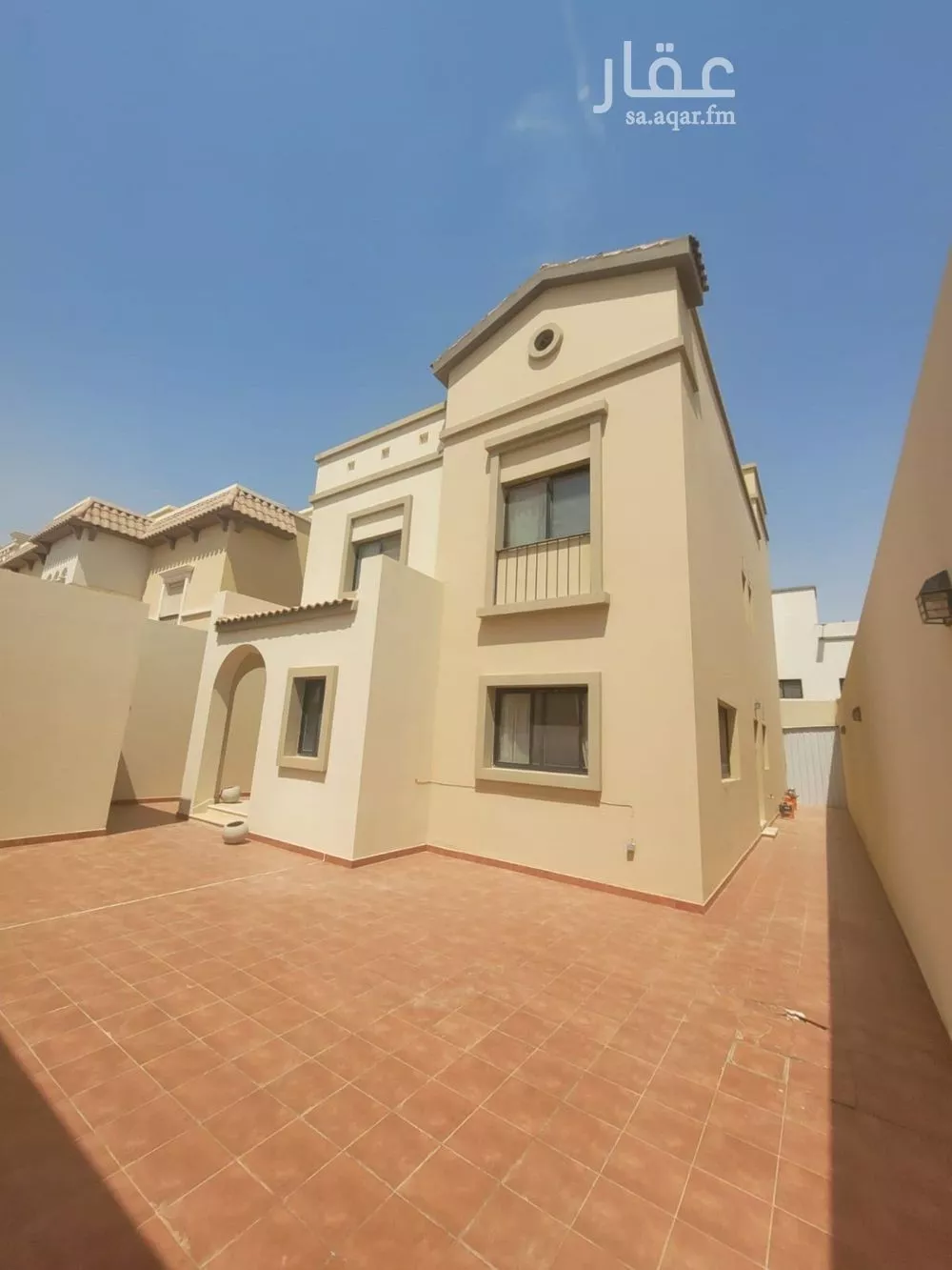 فيلا للإيجار في شارع عبدالباسط بن خليل, حي النرجس, مدينة الرياض, منطقة الرياض 1 صورة