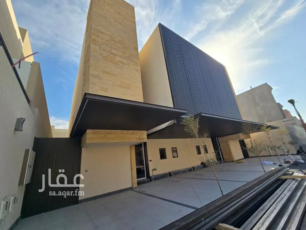 دور للبيع في شارع أبحر, حي الملقا, مدينة الرياض, منطقة الرياض 1 صورة