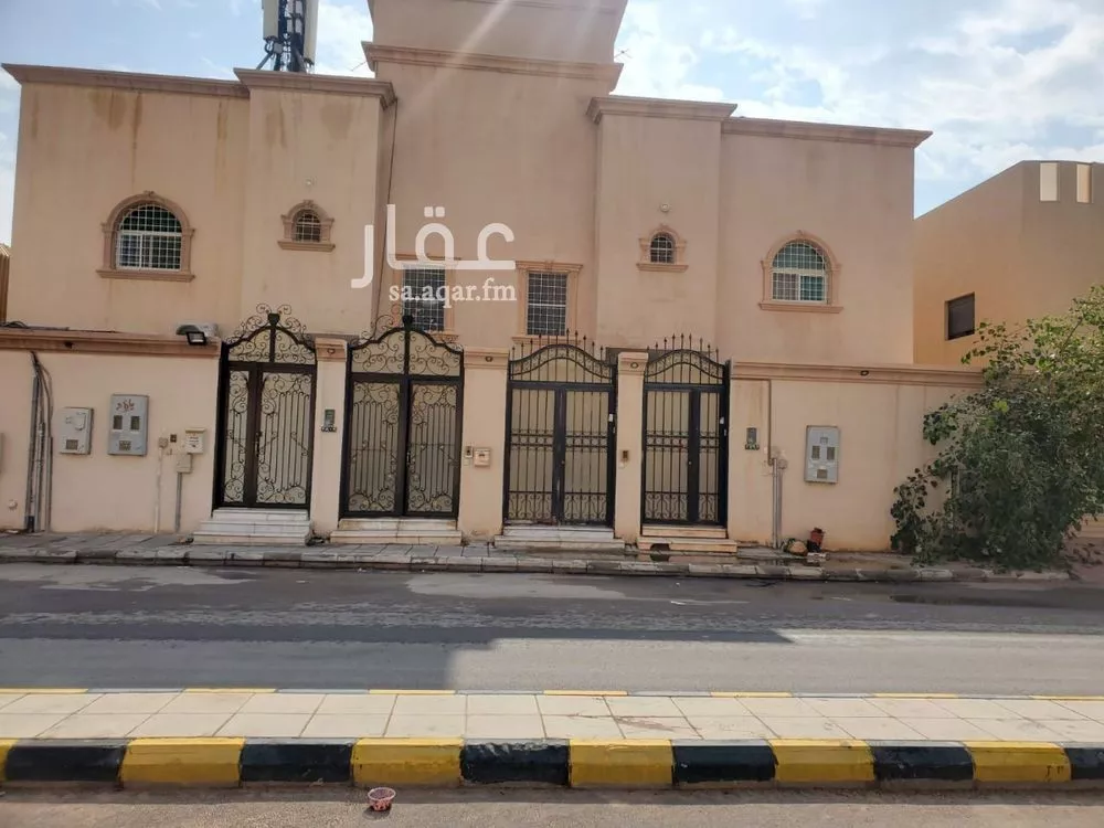 فيلا للبيع في شارع الليطاني, حي الربيع, مدينة الرياض, منطقة الرياض 1 صورة