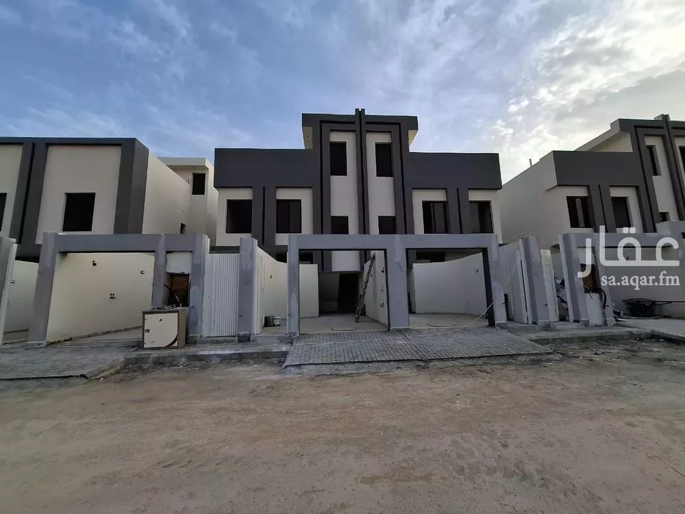 دور للبيع في شارع الجديعان, حي عكاظ, مدينة الرياض, منطقة الرياض 1 صورة