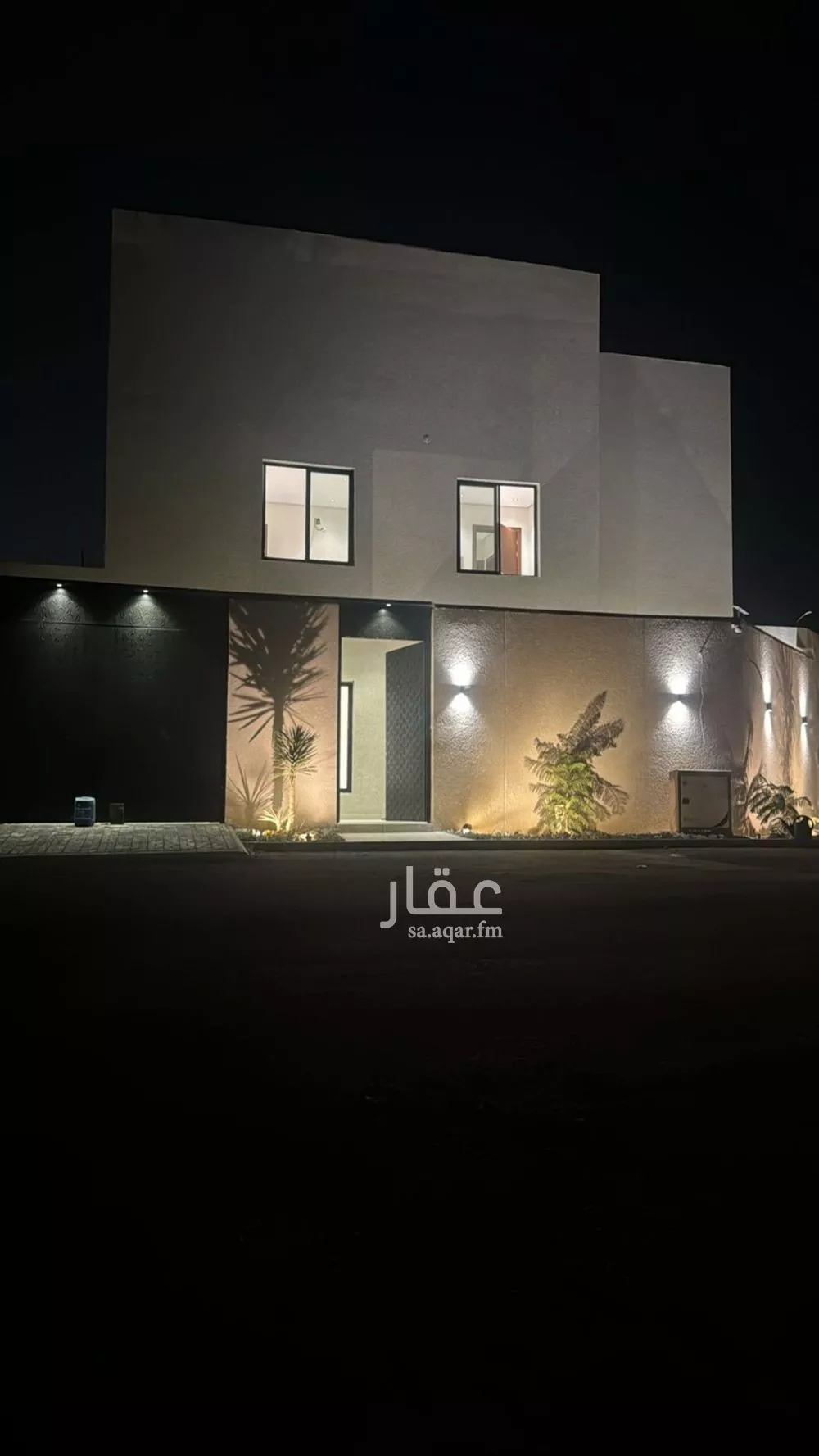 فيلا للبيع في شارع الامير سعود ابن محمد ابن مقرن, حي ضاحية نمار, مدينة الرياض, منطقة الرياض 1 صورة