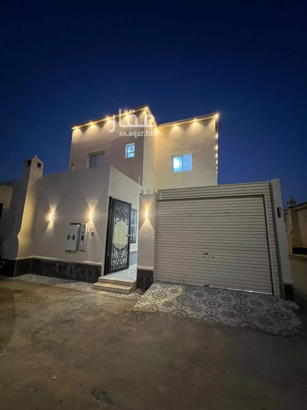 فيلا للبيع في شارع خشخاس الازدي, حي نوارة, مدينة المزاحمية, منطقة الرياض 1 صورة