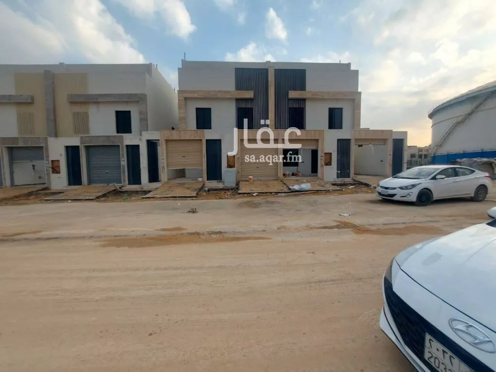 فيلا للبيع في شارع حسن بن عبدالوهاب, حي طويق, مدينة الرياض, منطقة الرياض 1 صورة