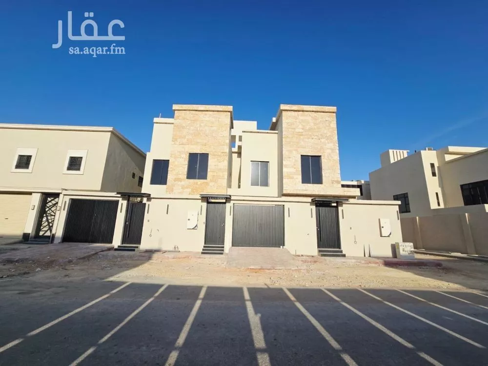 فيلا للبيع في شارع عقرباء 192, حي عقرباء, مدينة الجبيلة, منطقة الرياض 1 صورة