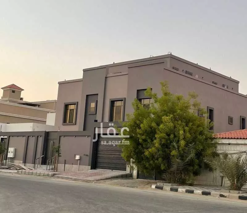 فيلا للبيع في شارع 3ب, حي العقيق, مدينة الخبر, المنطقة الشرقية 1 صورة