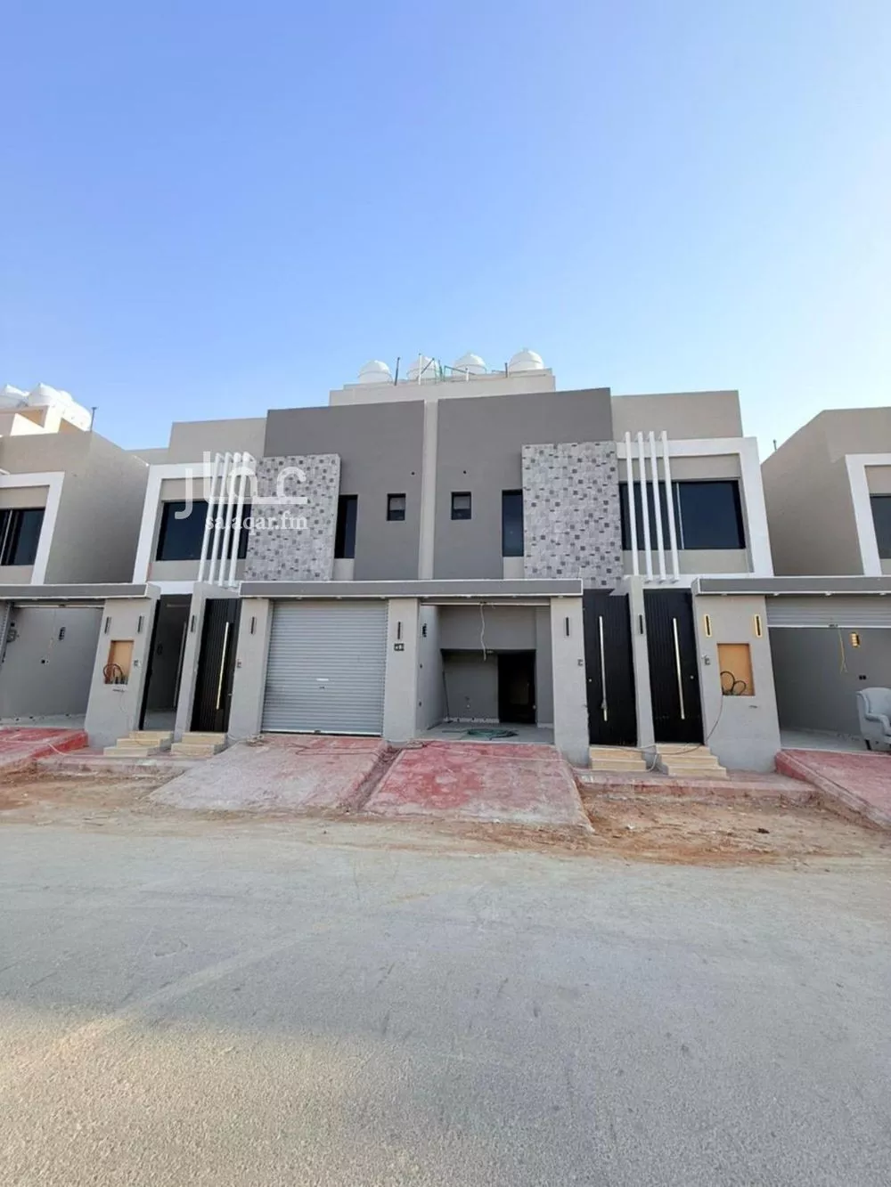دور للبيع في شارع محمد بن إسحاق المدني, حي بدر, مدينة الرياض, منطقة الرياض 1 صورة