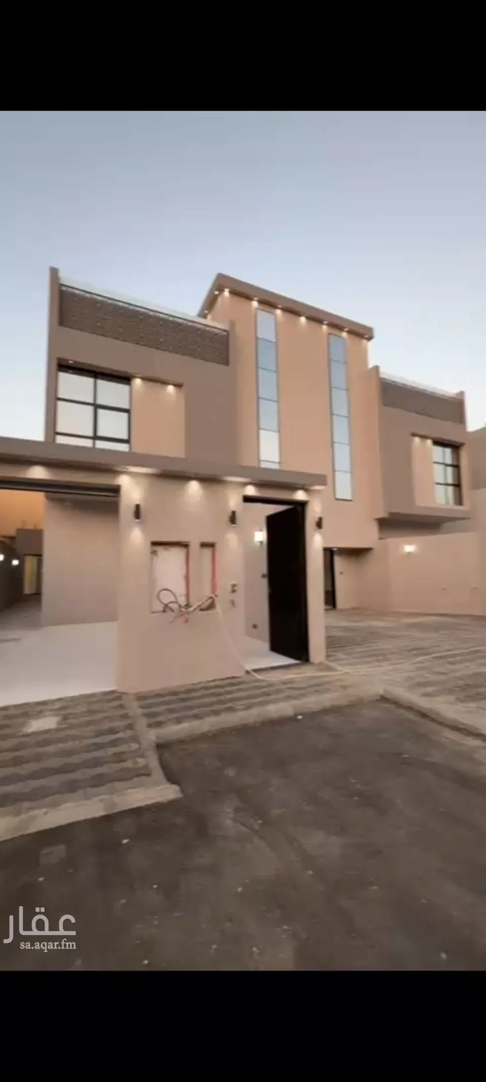 دور للبيع في شارع حجة الإسلام, حي عكاظ, مدينة الرياض, منطقة الرياض 1 صورة