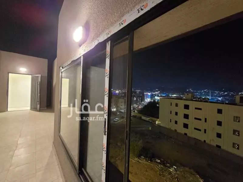 شقة للبيع في شارع الفاكه بن بشير, حي شهار, مدينة الطائف, منطقة مكة المكرمة 1 صورة