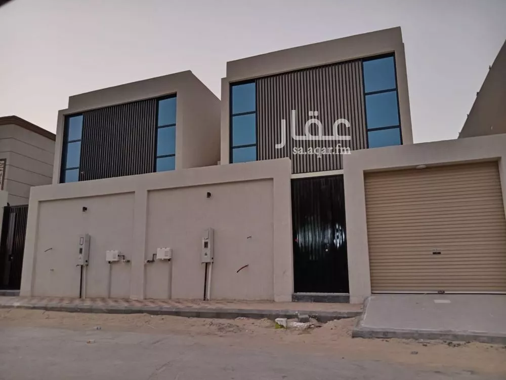 فيلا للبيع في شارع ابراهيم الباهلي, حي ضاحية الملك فهد, مدينة الدمام, المنطقة الشرقية 1 صورة