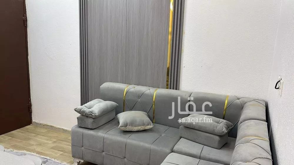 شقة للإيجار في شارع عبدالحميد ابن جبير, حي الشرف, مدينة خميس مشيط, منطقة عسير 1 صورة