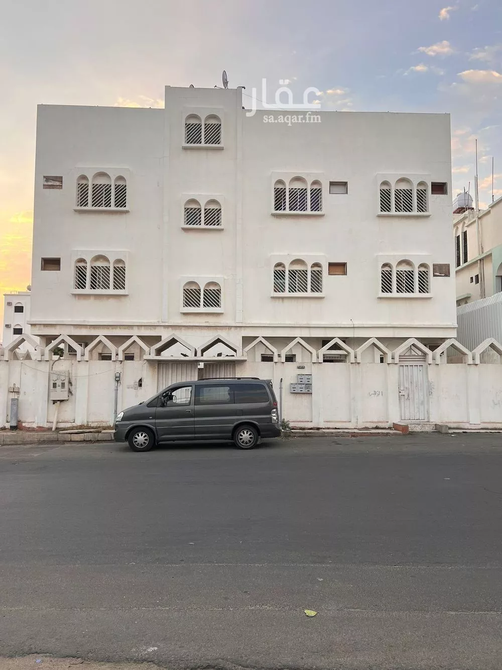 عمارة للبيع في شارع محمد المعتز, حي النسيم, مدينة خميس مشيط, منطقة عسير 1 صورة