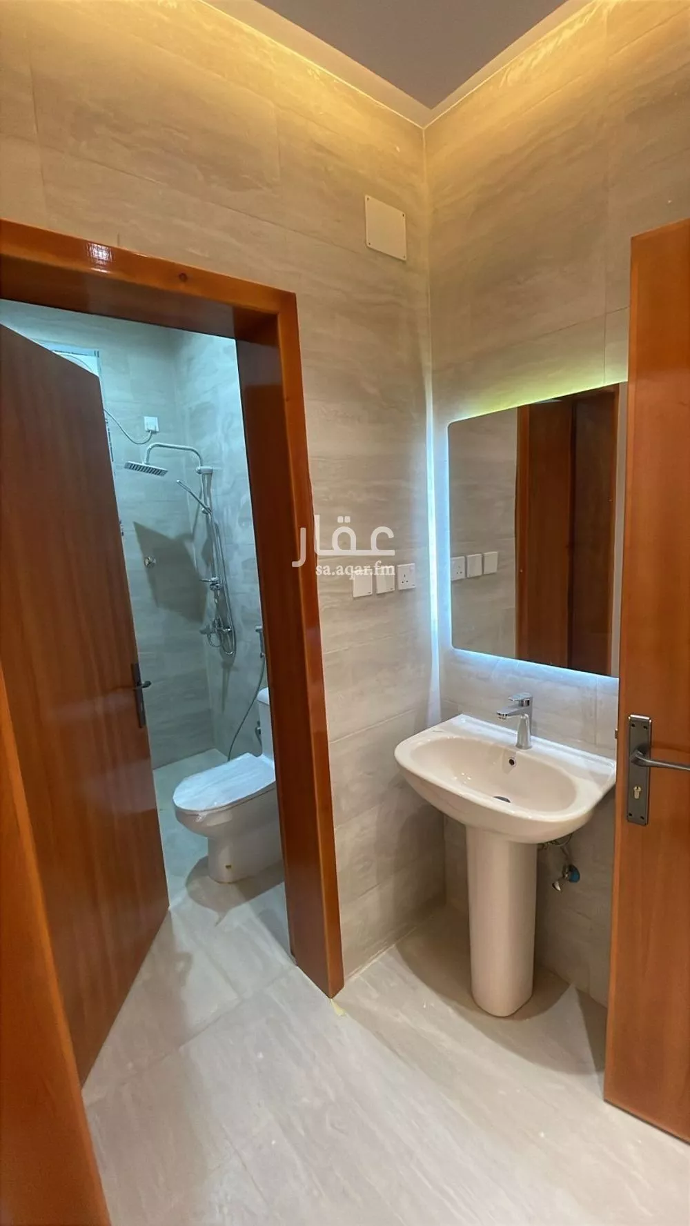 شقة للإيجار في شارع العام, حي الروابي, مدينة أبها, منطقة عسير 1 صورة