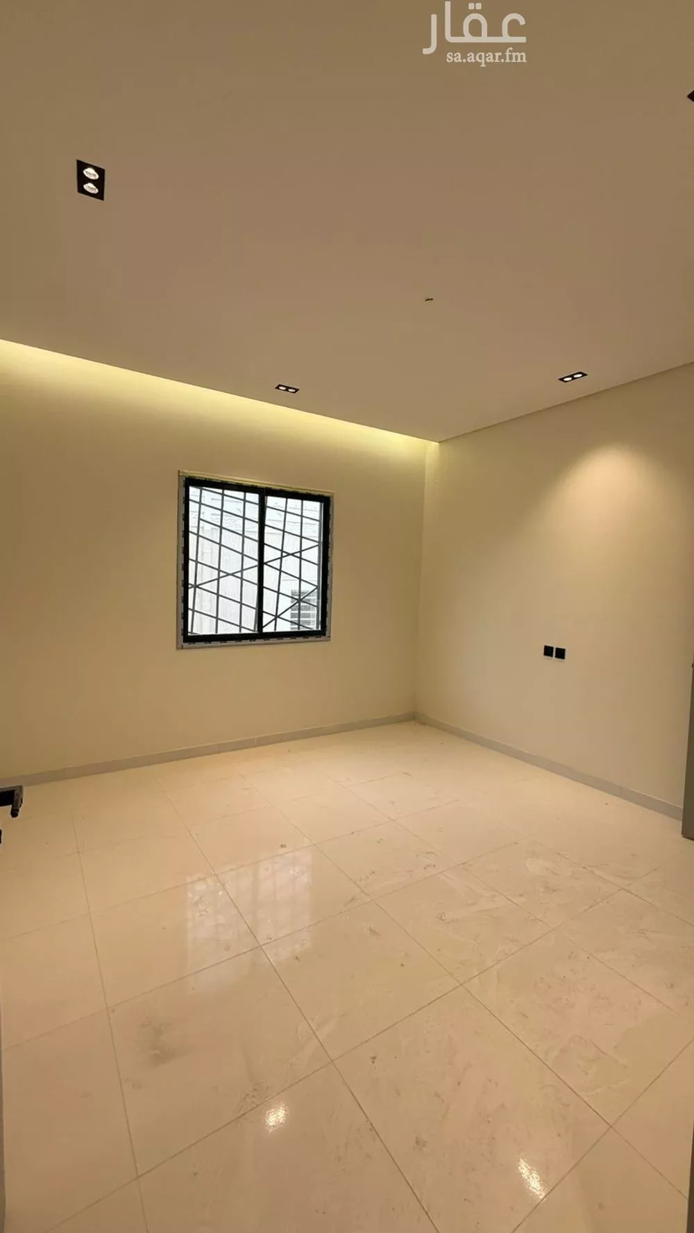 شقة للبيع في شارع الشارع العام, حي السلوى, مدينة أحد رفيدة - الواديين, منطقة عسير 1 صورة