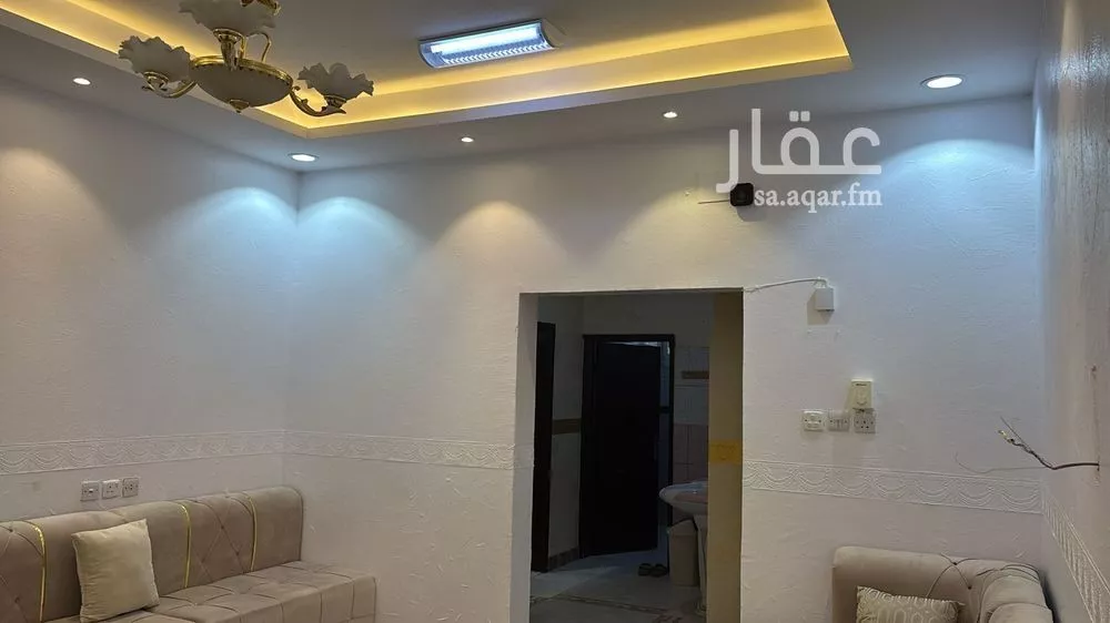 شقة للإيجار في شارع بدر التمام, حي أم سرار, مدينة خميس مشيط, منطقة عسير 1 صورة