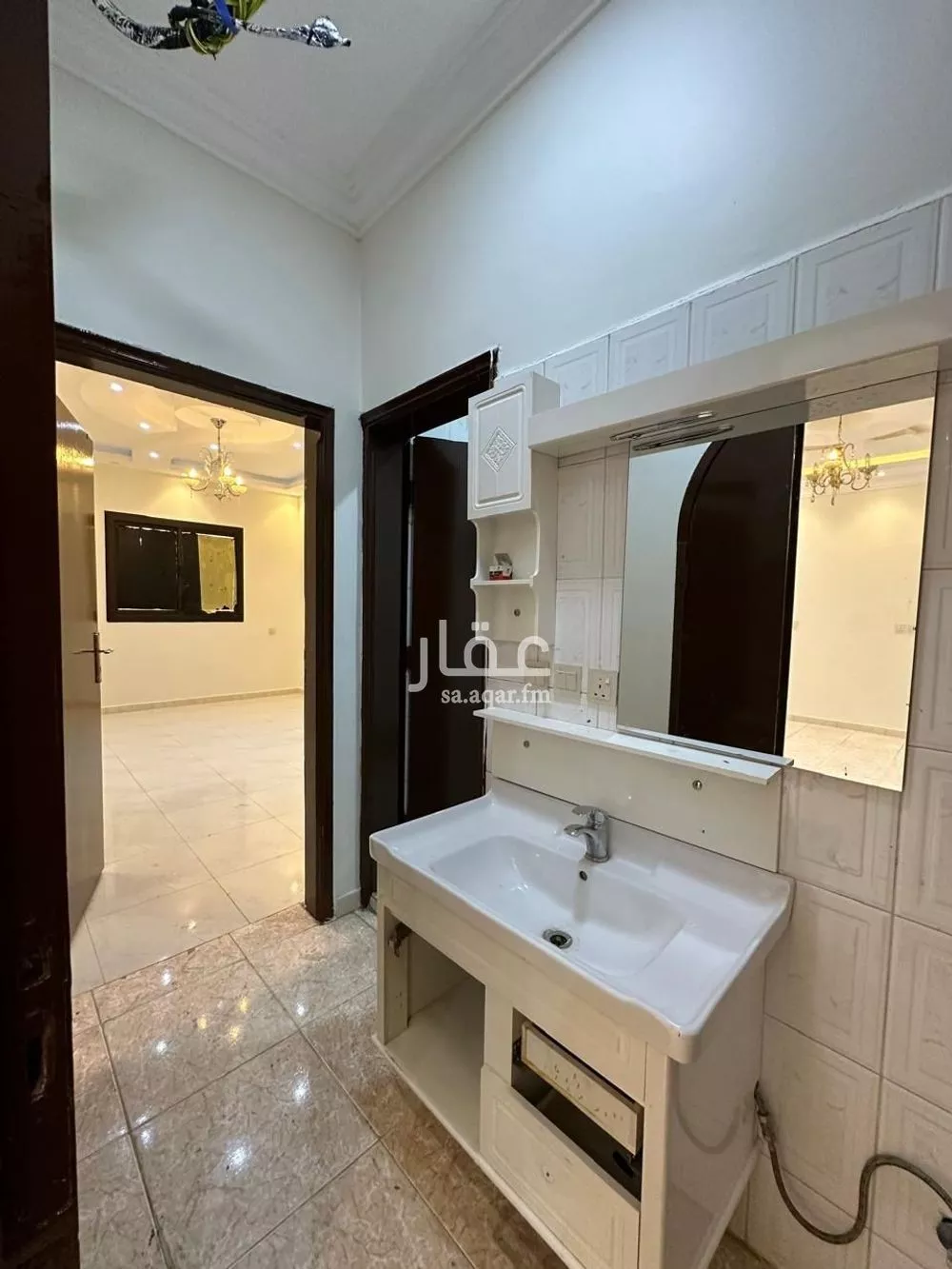 شقة للإيجار في شارع عامر ابن ابي البكير, حي العزيزية, مدينة خميس مشيط, منطقة عسير 1 صورة