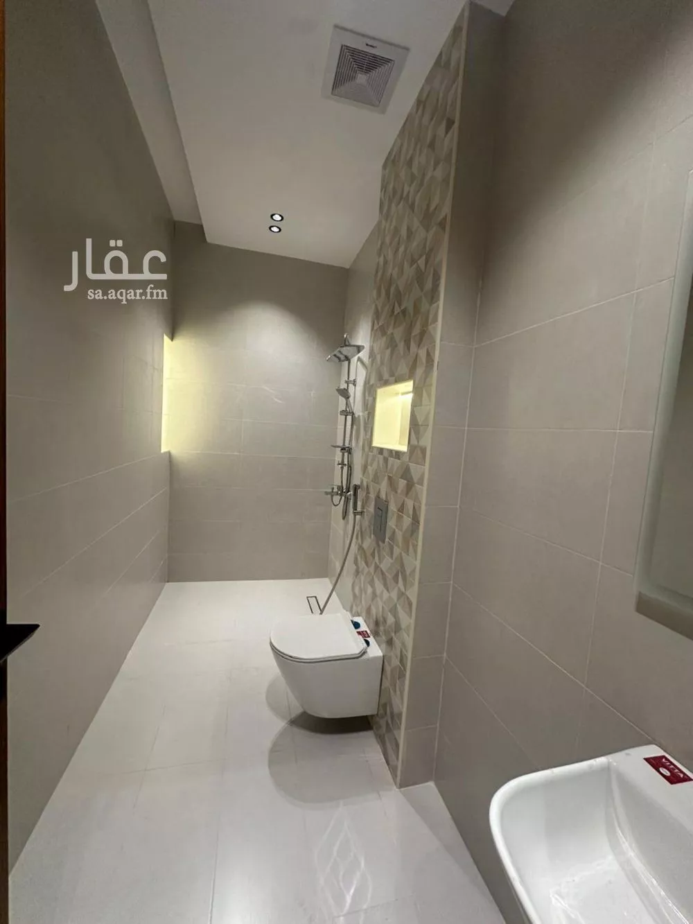 شقة للبيع في شارع علي بن مسعود, حي الفيصلية, مدينة جدة, منطقة مكة المكرمة 1 صورة