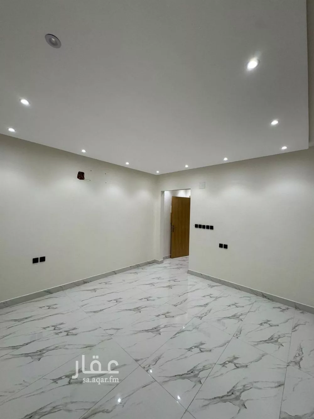 شقة للإيجار في شارع خارجة بن سعيد, حي العريجاء الغربي, مدينة الرياض, منطقة الرياض 1 صورة