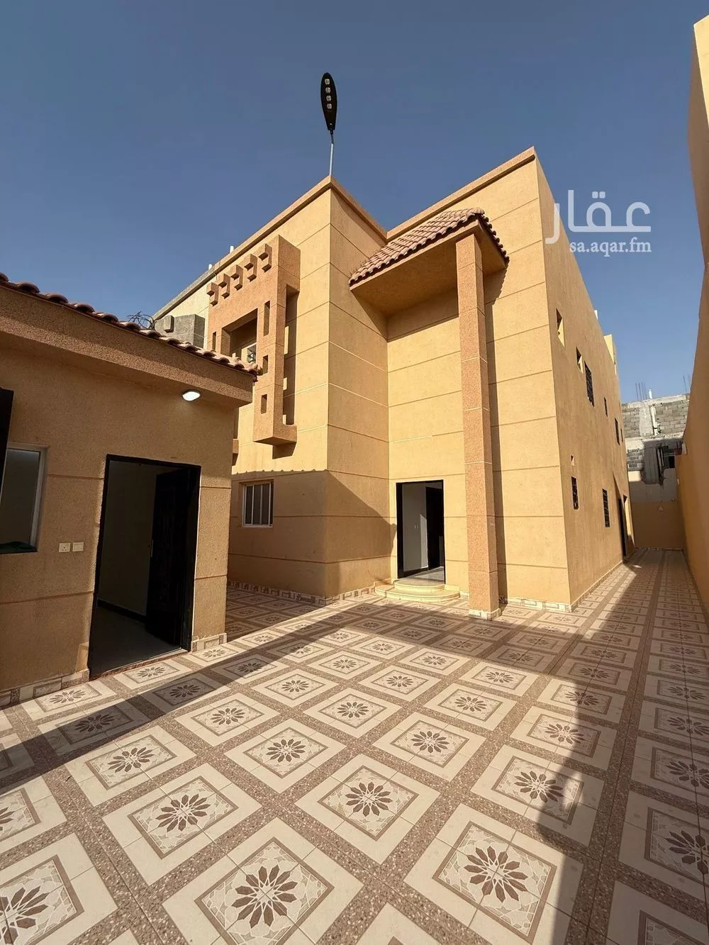 فيلا للبيع في شارع أحمد الفيض آبادي, حي طويق, مدينة الرياض, منطقة الرياض 1 صورة