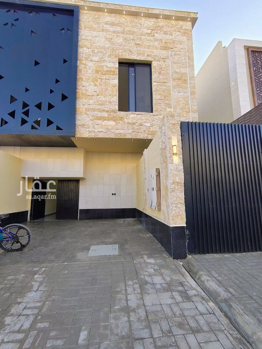 دور للبيع في شارع عبدالرحمن بن إبراهيم, حي طويق, مدينة الرياض, منطقة الرياض 1 صورة