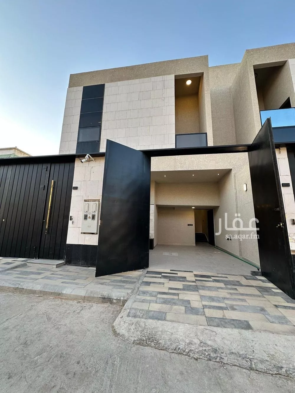 فيلا للبيع في شارع ابن الميداني, حي السويدي, مدينة الرياض, منطقة الرياض 1 صورة