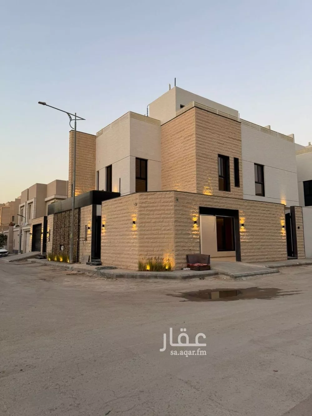 فيلا للبيع في شارع الشقيب, حي العارض, مدينة الرياض, منطقة الرياض 1 صورة