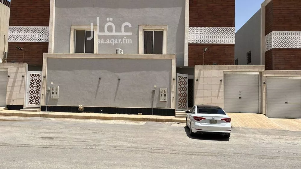 فيلا للبيع في شارع رقم 40, حي ظهرة لبن, مدينة الرياض, منطقة الرياض 1 صورة