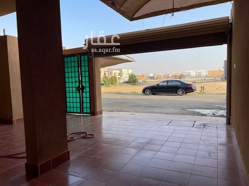 فيلا للإيجار في شارع أبي علي الحداد, حي الشراع, مدينة جدة, منطقة مكة المكرمة 1 صورة