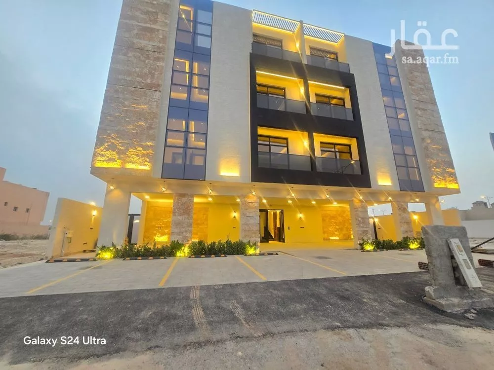 عمارة للبيع في شارع نعيم بن عبدالله, حي العارض, مدينة الرياض, منطقة الرياض 1 صورة