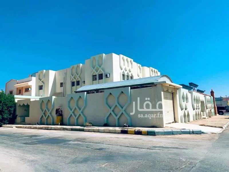 فيلا للبيع في شارع الامير سلطان بن عبدالعزيز, حي الملك عبدالعزيز, مدينة المجمعه, منطقة الرياض 1 صورة