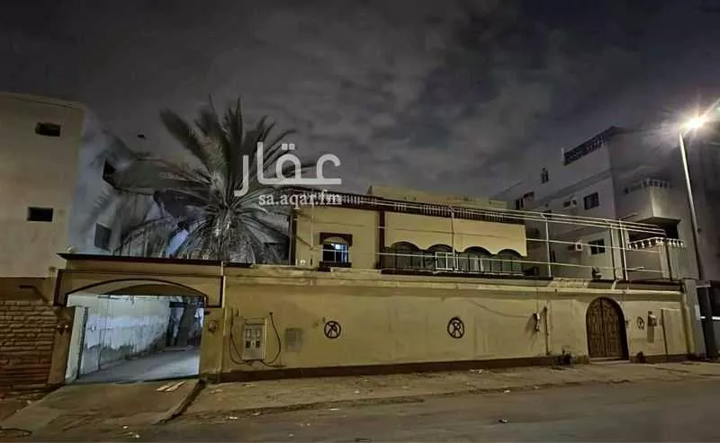 فيلا للبيع في شارع الضحاك بن خليفه, حي البوادي, مدينة جدة, منطقة مكة المكرمة 1 صورة