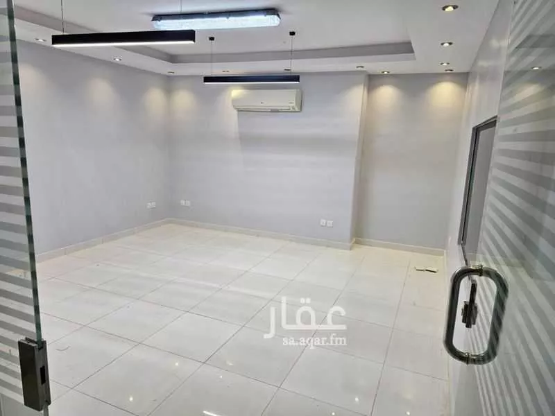 مكتب تجاري للإيجار في شارع الامير محمد بن فيصل بن تركي ، حي الروضة ، الرياض ، منطقة الرياض 1 صورة
