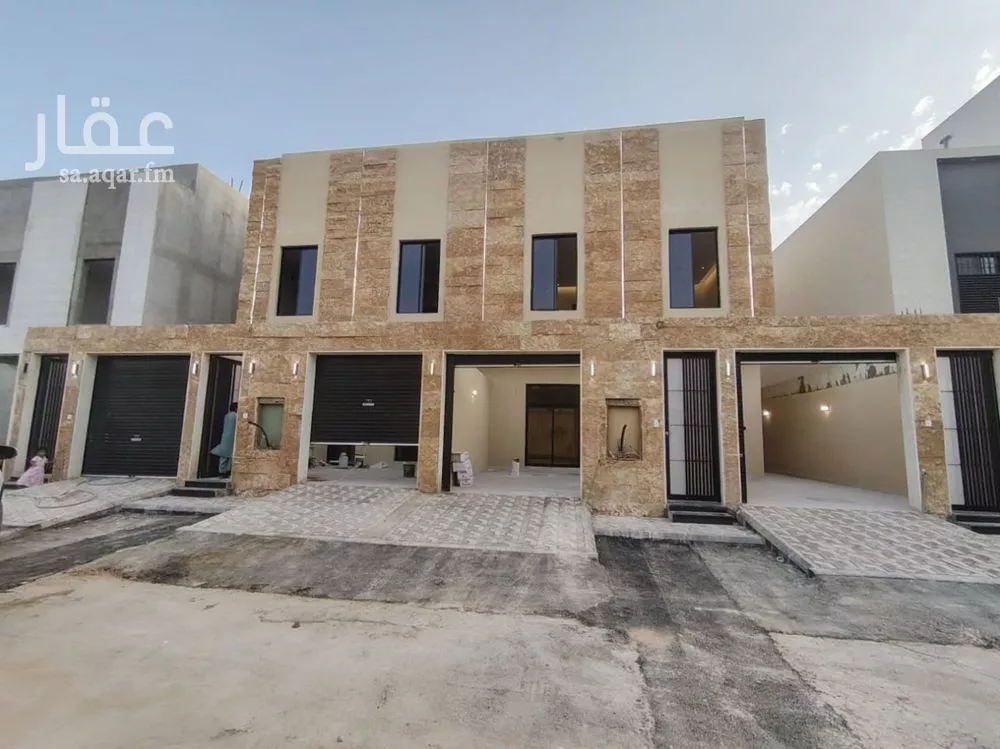 فيلا للبيع في شارع يوسف البزاز, حي عكاظ, مدينة الرياض, منطقة الرياض 1 صورة